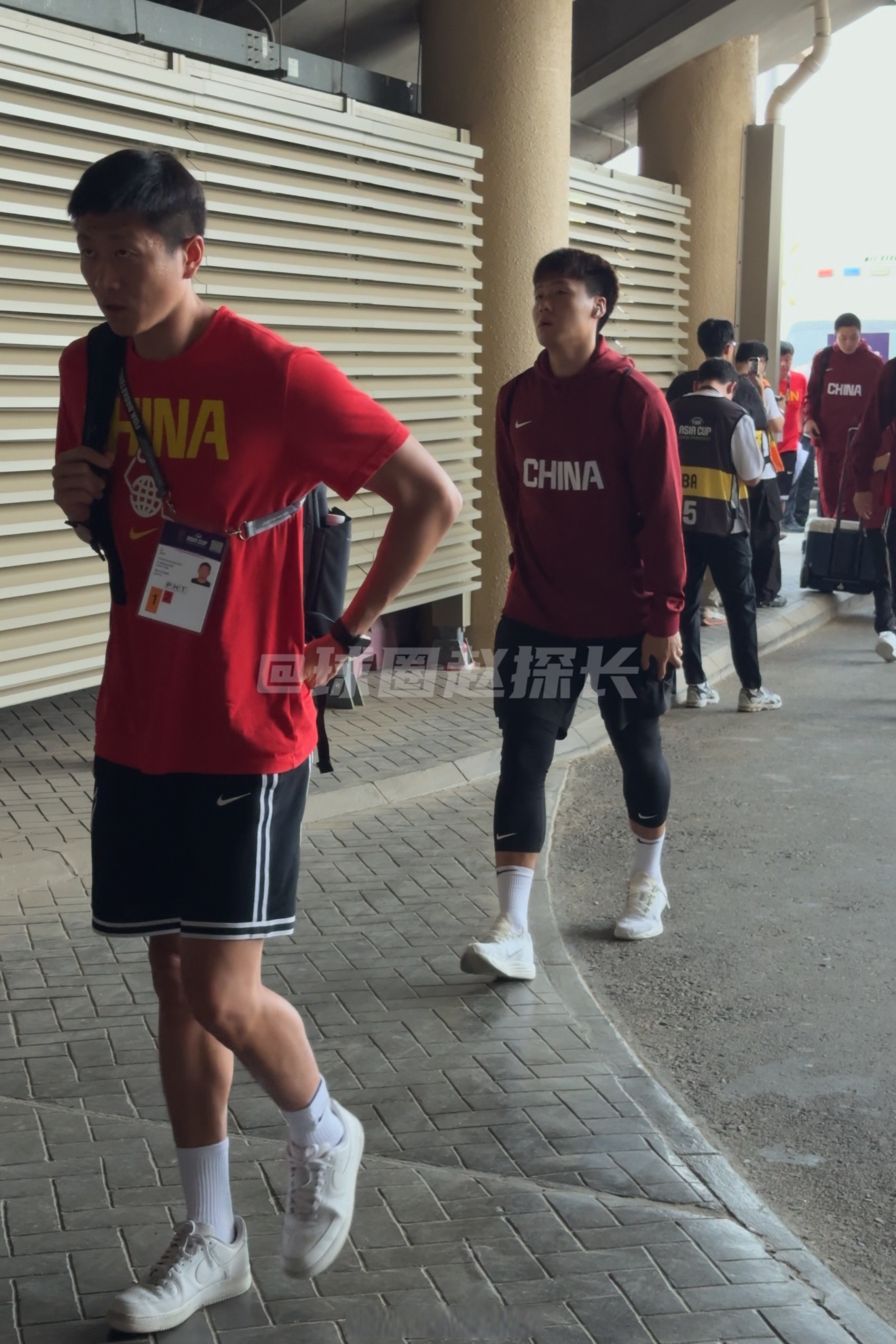 国际比赛日葡超传出新动向，深圳男篮强势反弹，管理层表态——球迷炸锅，更衣室氛围转暖的简单介绍