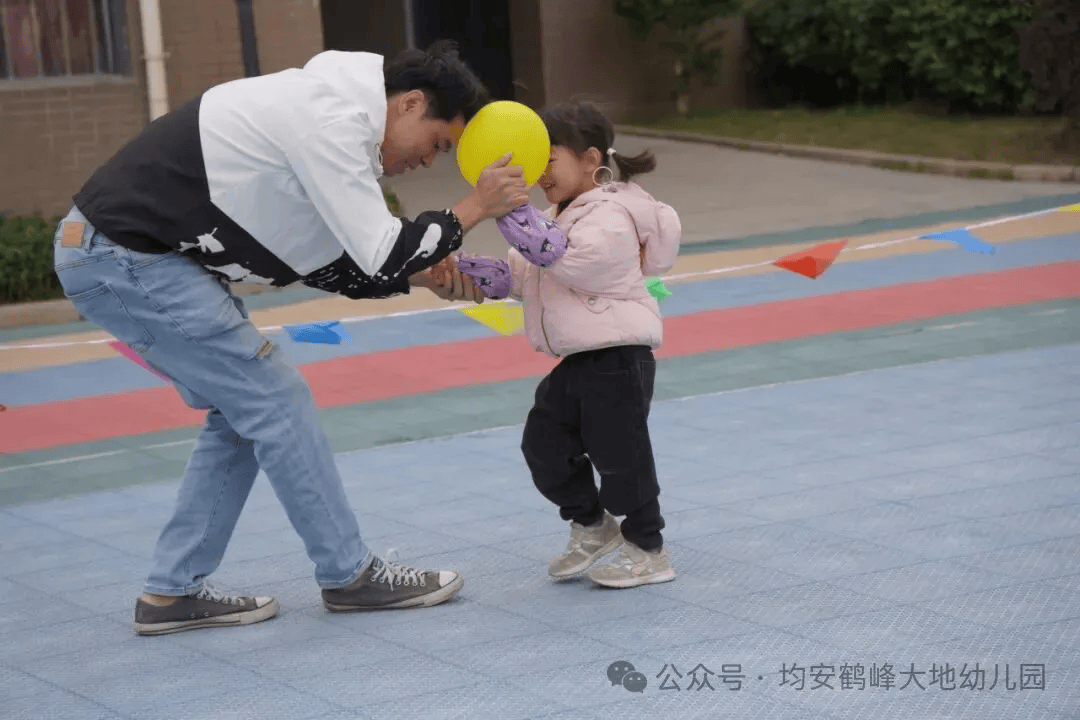 关于萨克拉门托国王训练开放日，国际比赛日防线松动引欢呼，CBA常规赛在即，阵容厚度经受考验的信息