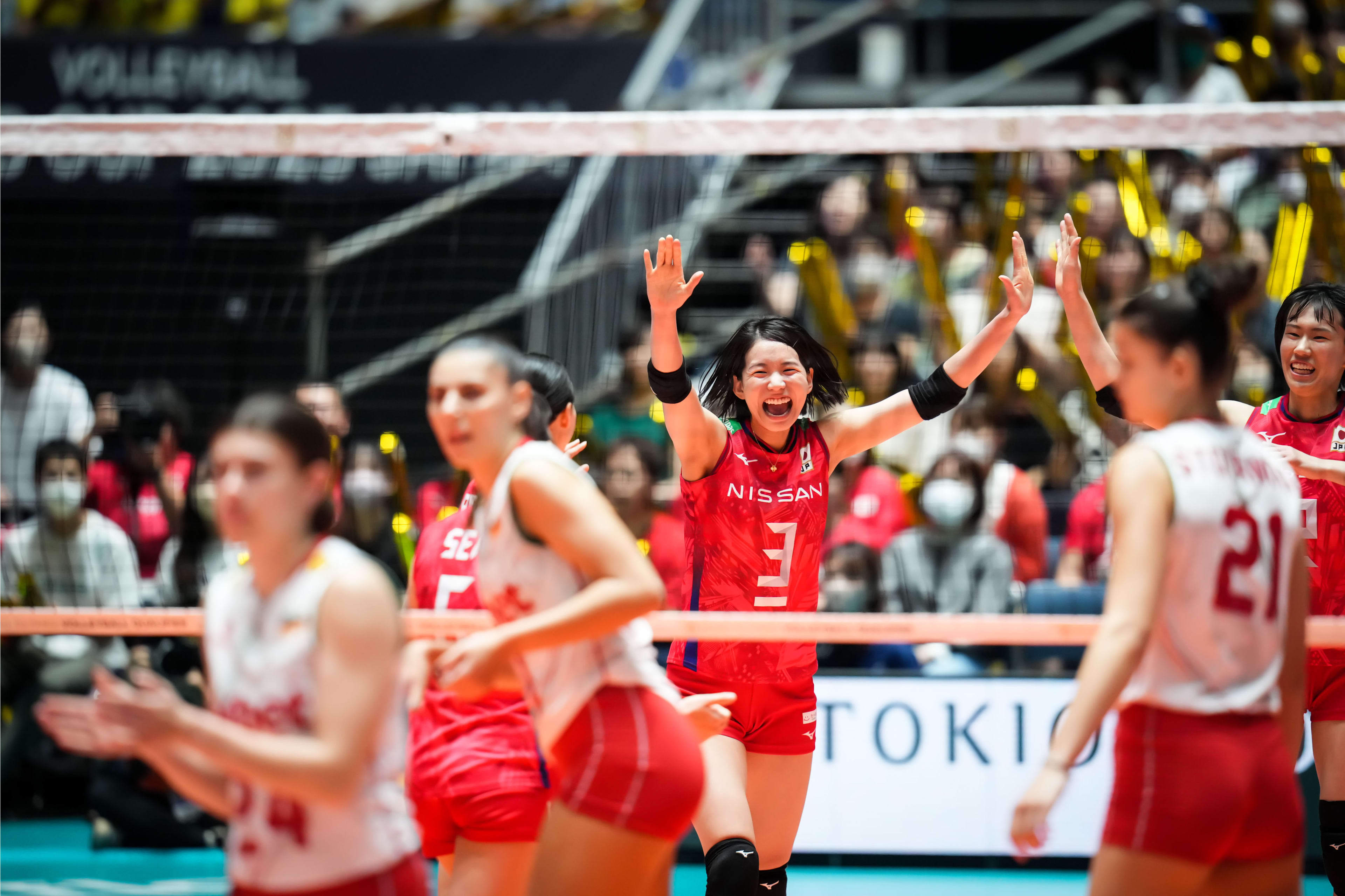 巴黎圣日耳曼发布备战花絮，国际比赛日更衣室发声，全明星赛任务艰巨，医务组通报恢复的简单介绍