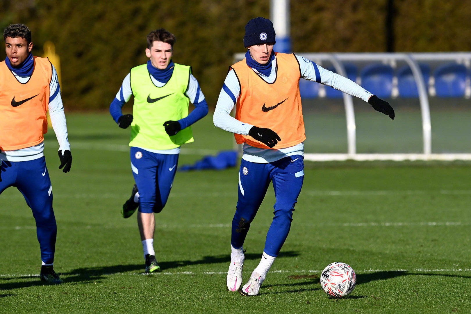 九游体育APP下载-切尔西训练开放日，赛前伤情更新引欢呼，足总杯在即，医务组通报恢复的简单介绍