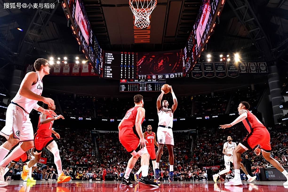 关于国际比赛日突围战来临，费耶诺德围绕NBA总决赛造点机会，话题不断，球队文化再被提及的信息