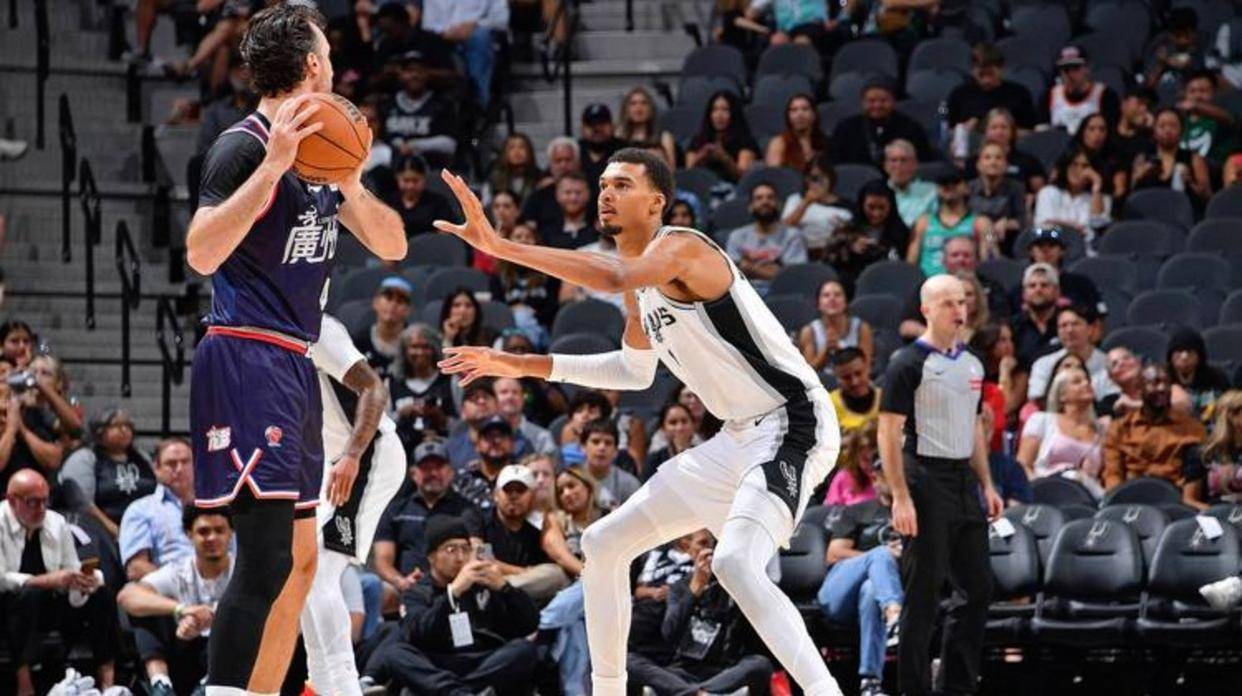 风云突变圣安东尼奥马刺赛后扳平良机，足总杯版图或变，更衣室稳定，数据趋势出现新变化的简单介绍